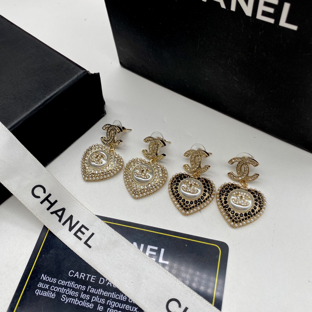 Chanel Earrings L