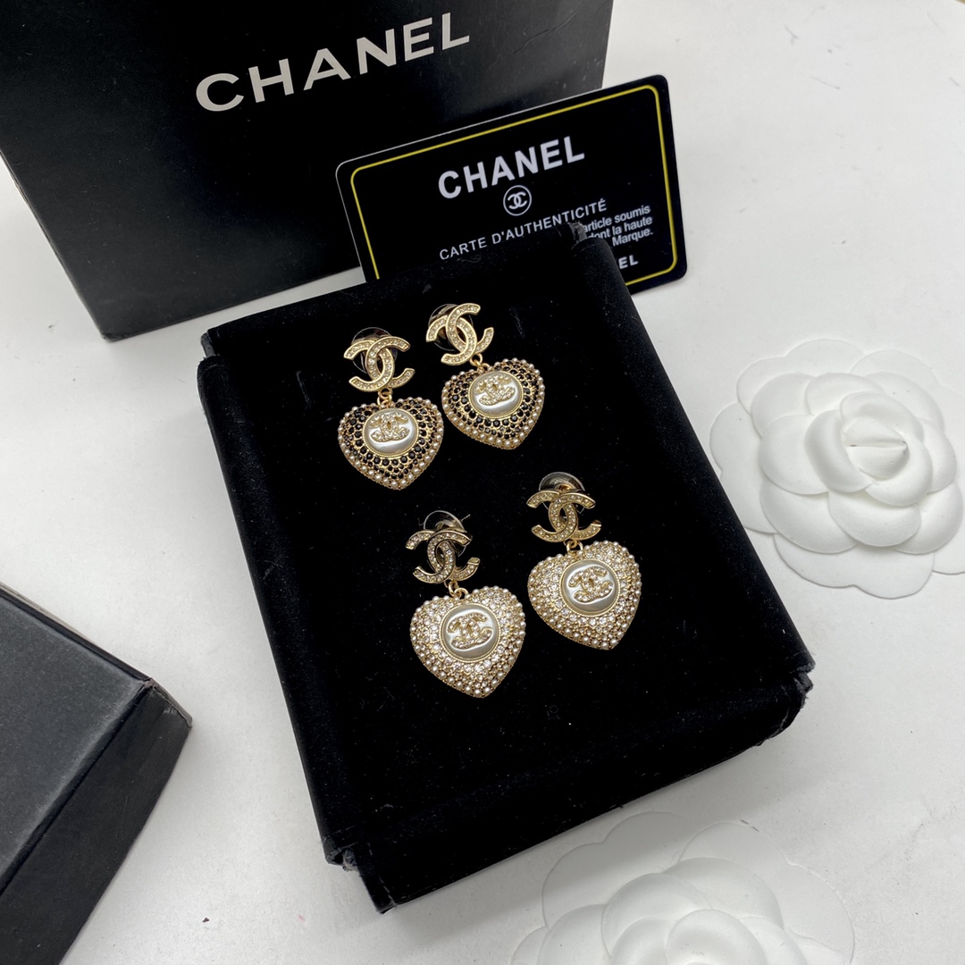 Chanel Earrings L