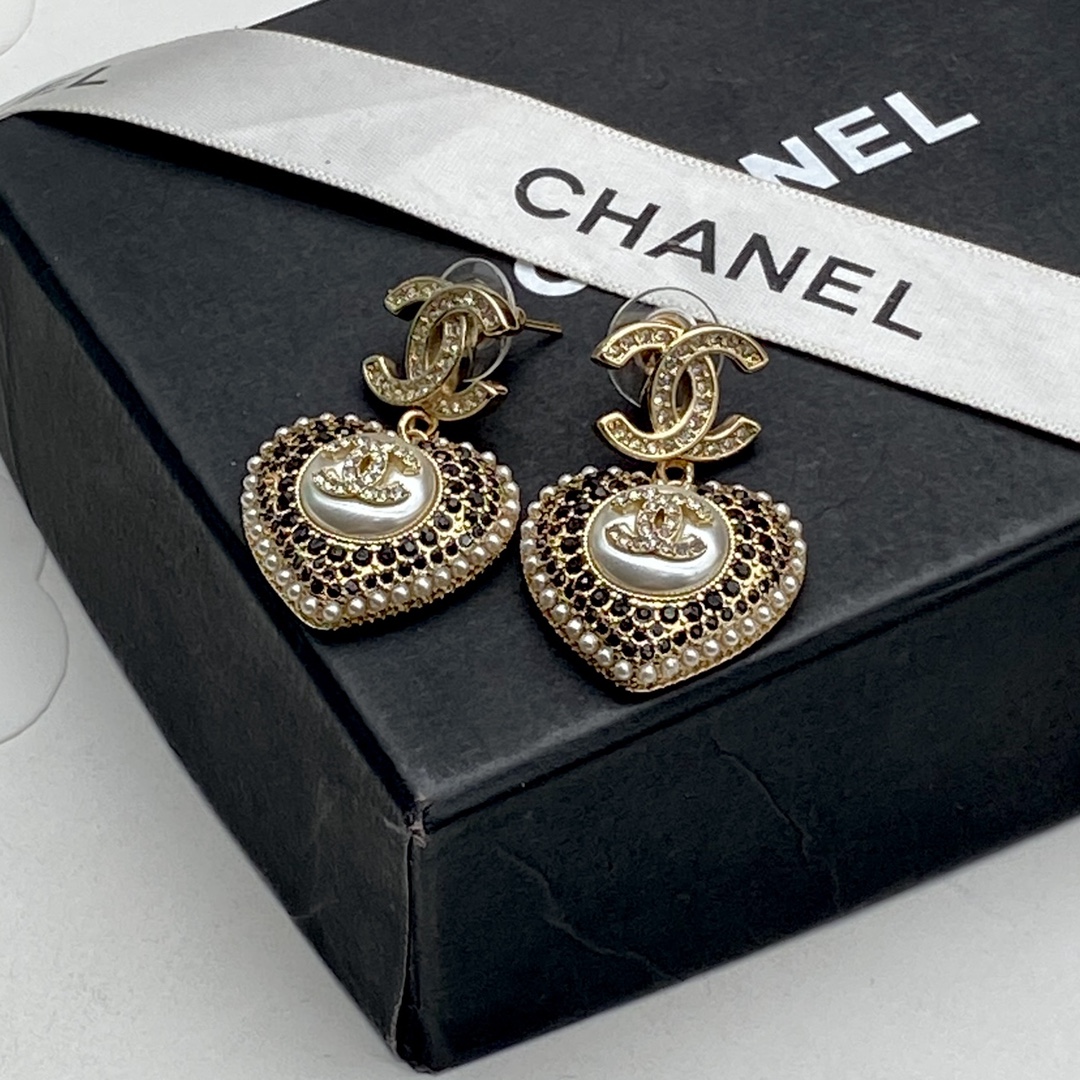 Chanel Earrings L