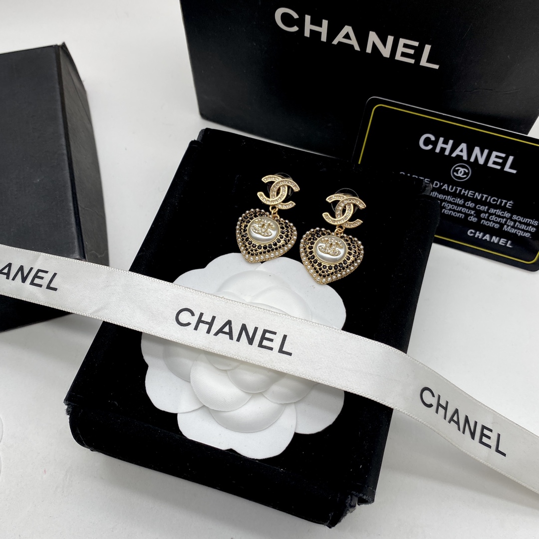 Chanel Earrings L