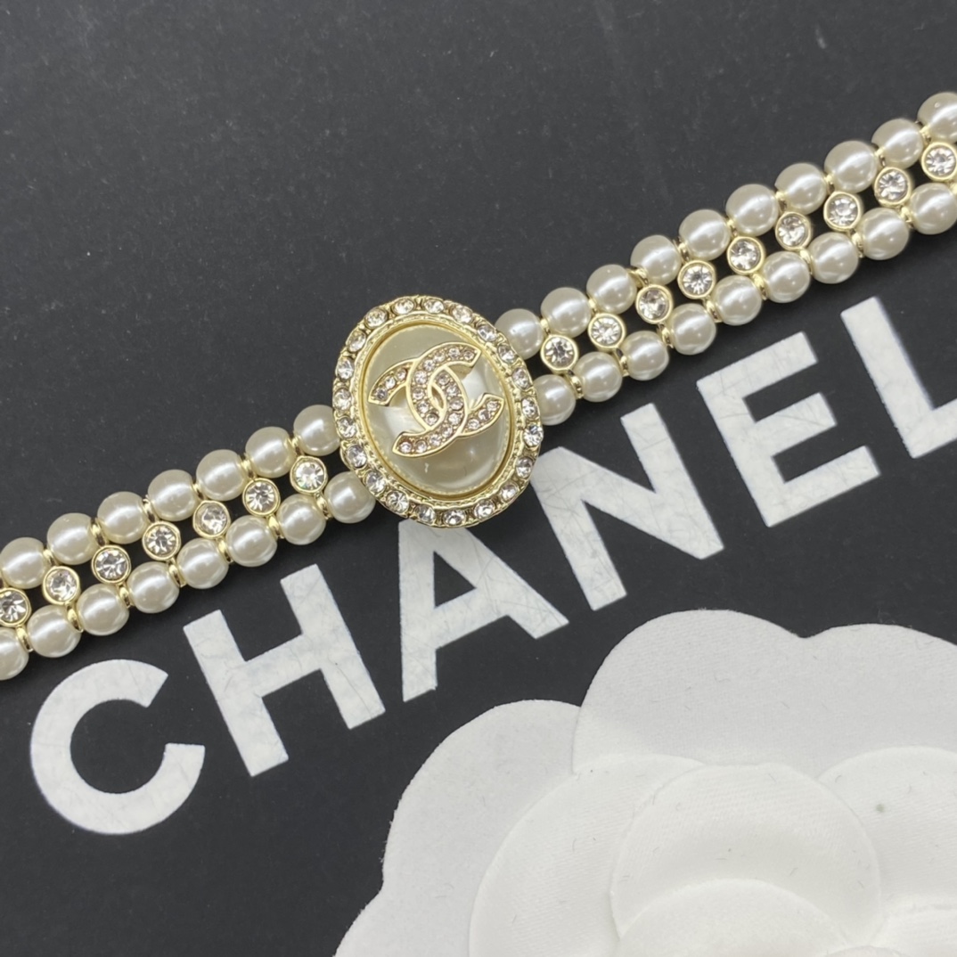 Chanel Basic Jewelry Pearl