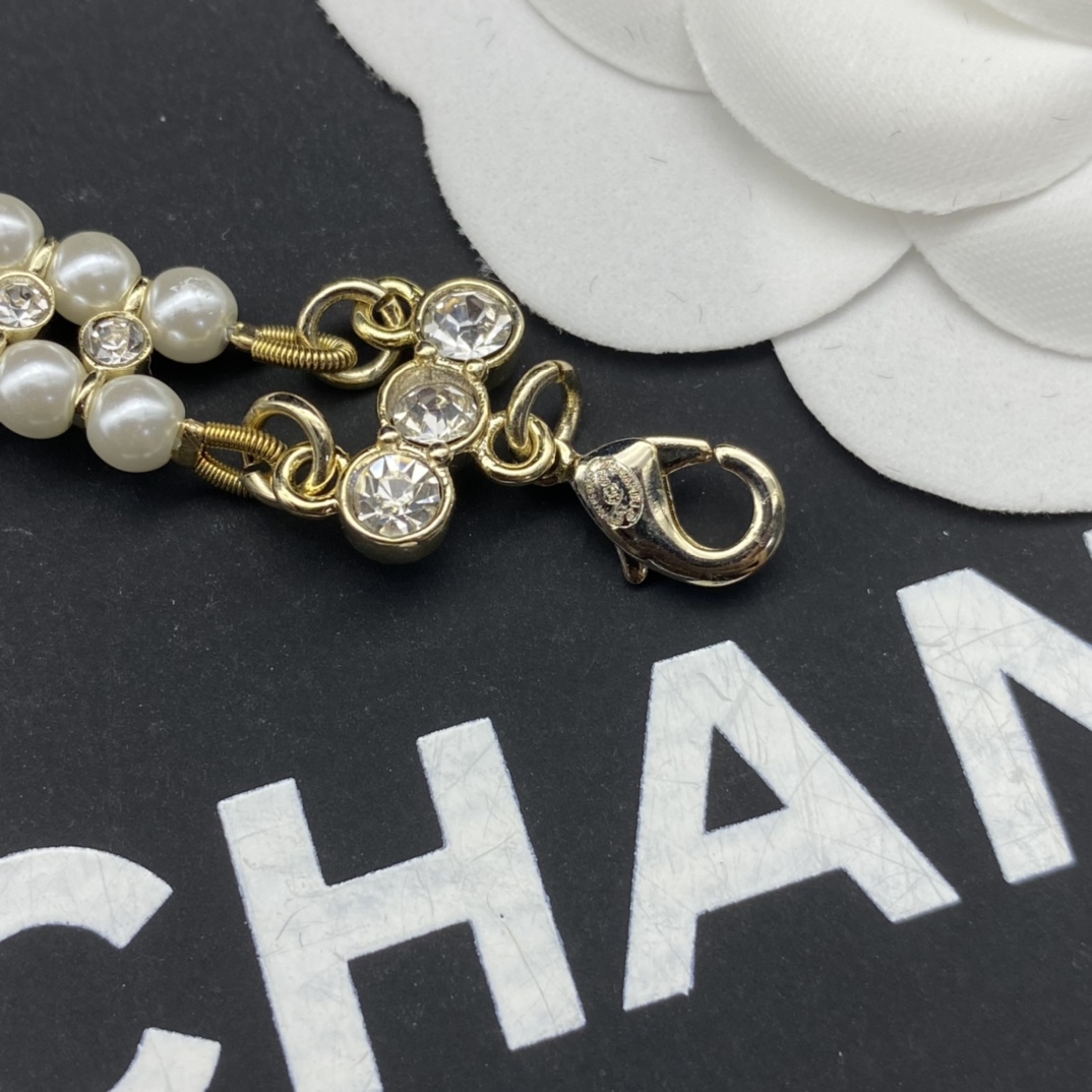 Chanel Basic Jewelry Pearl