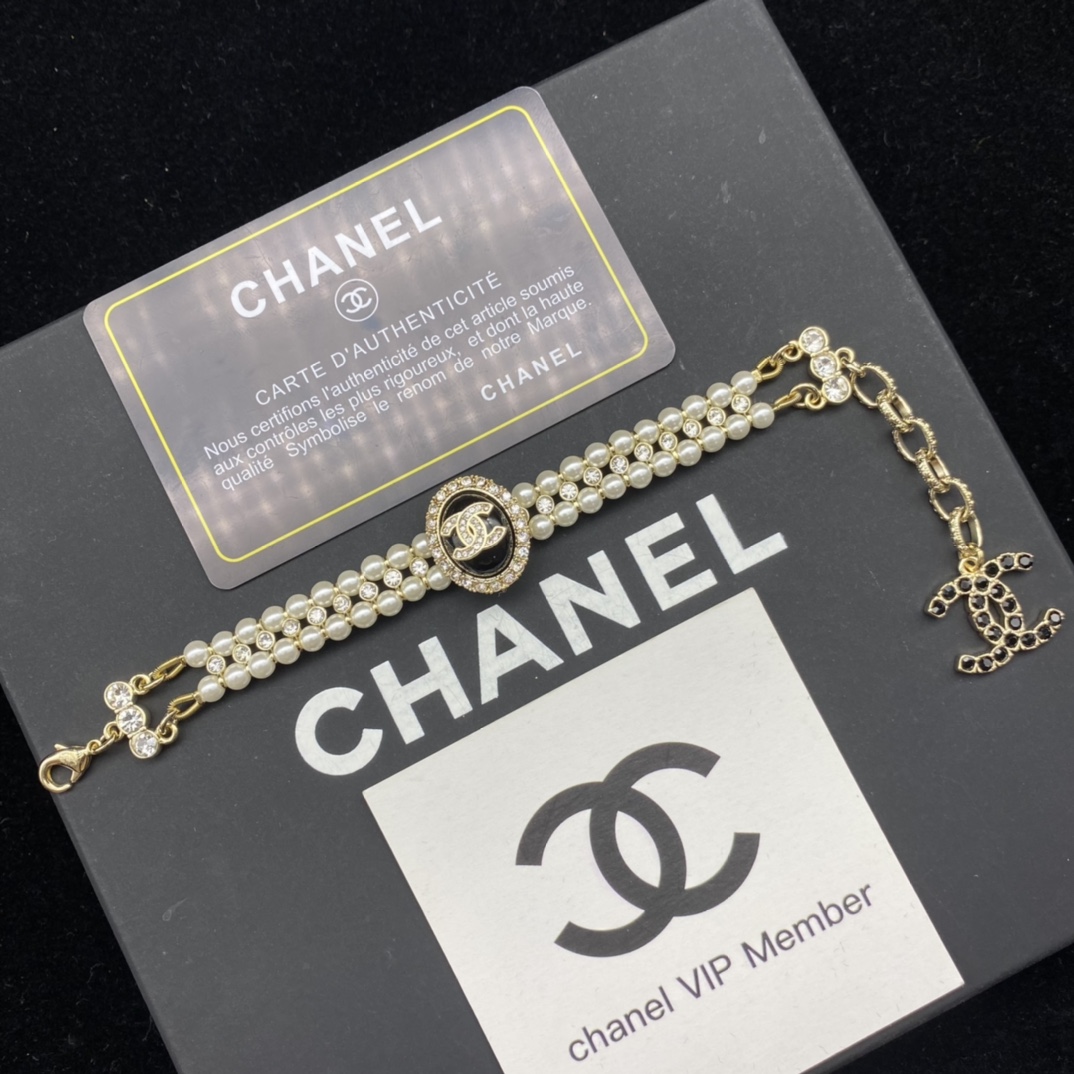 Chanel Basic Jewelry Pearl