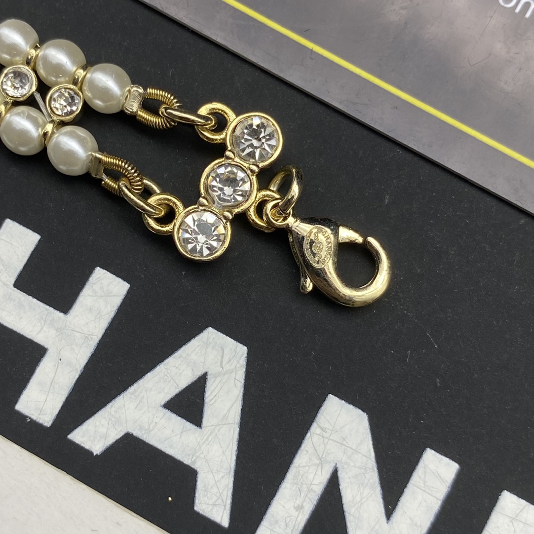 Chanel Basic Jewelry Pearl