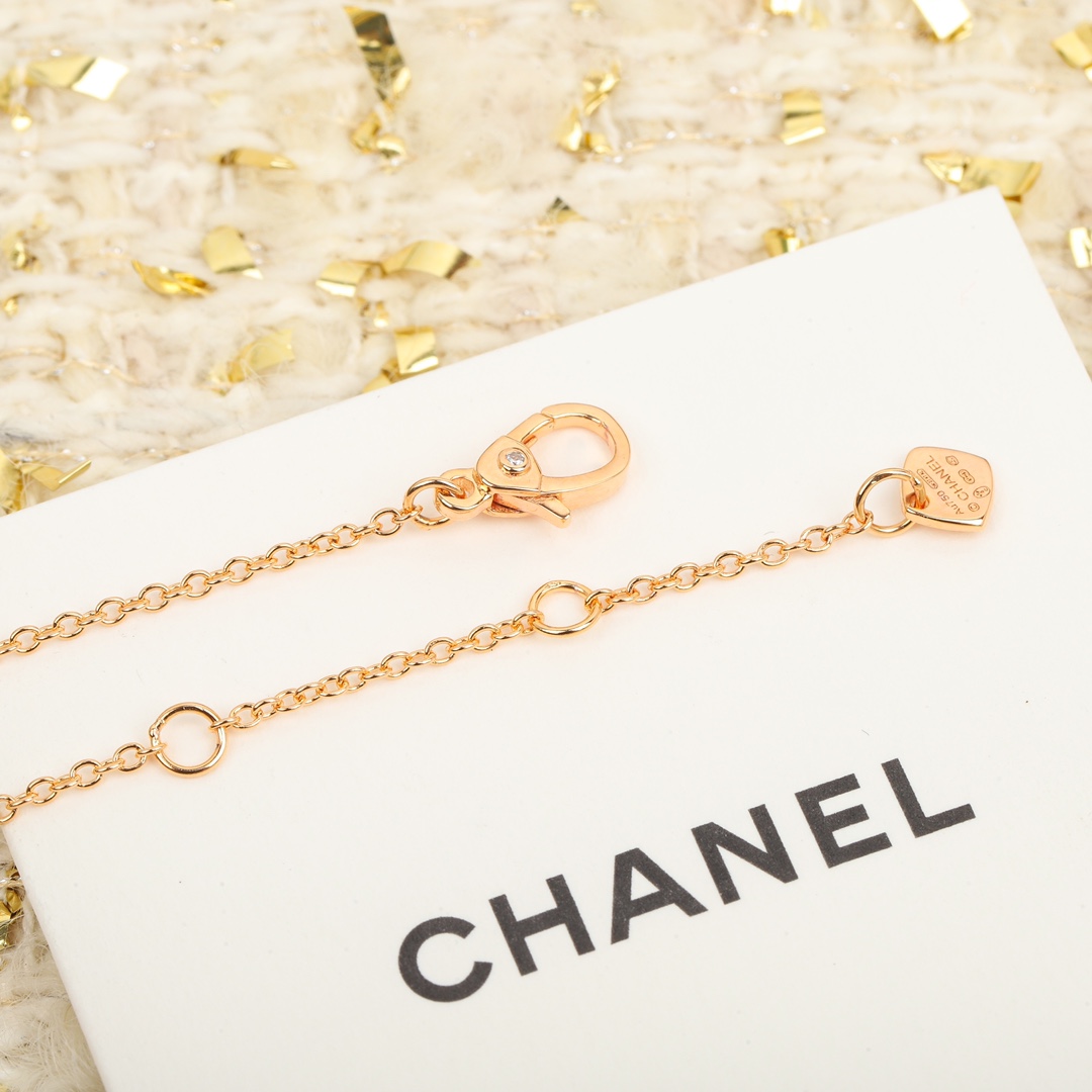 Chanel Necklace S