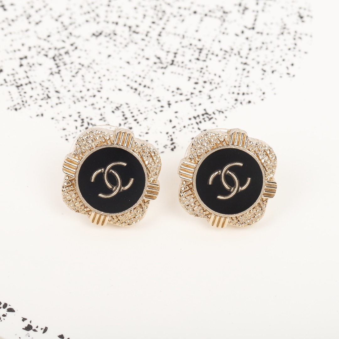 Chanel Earrings S-l