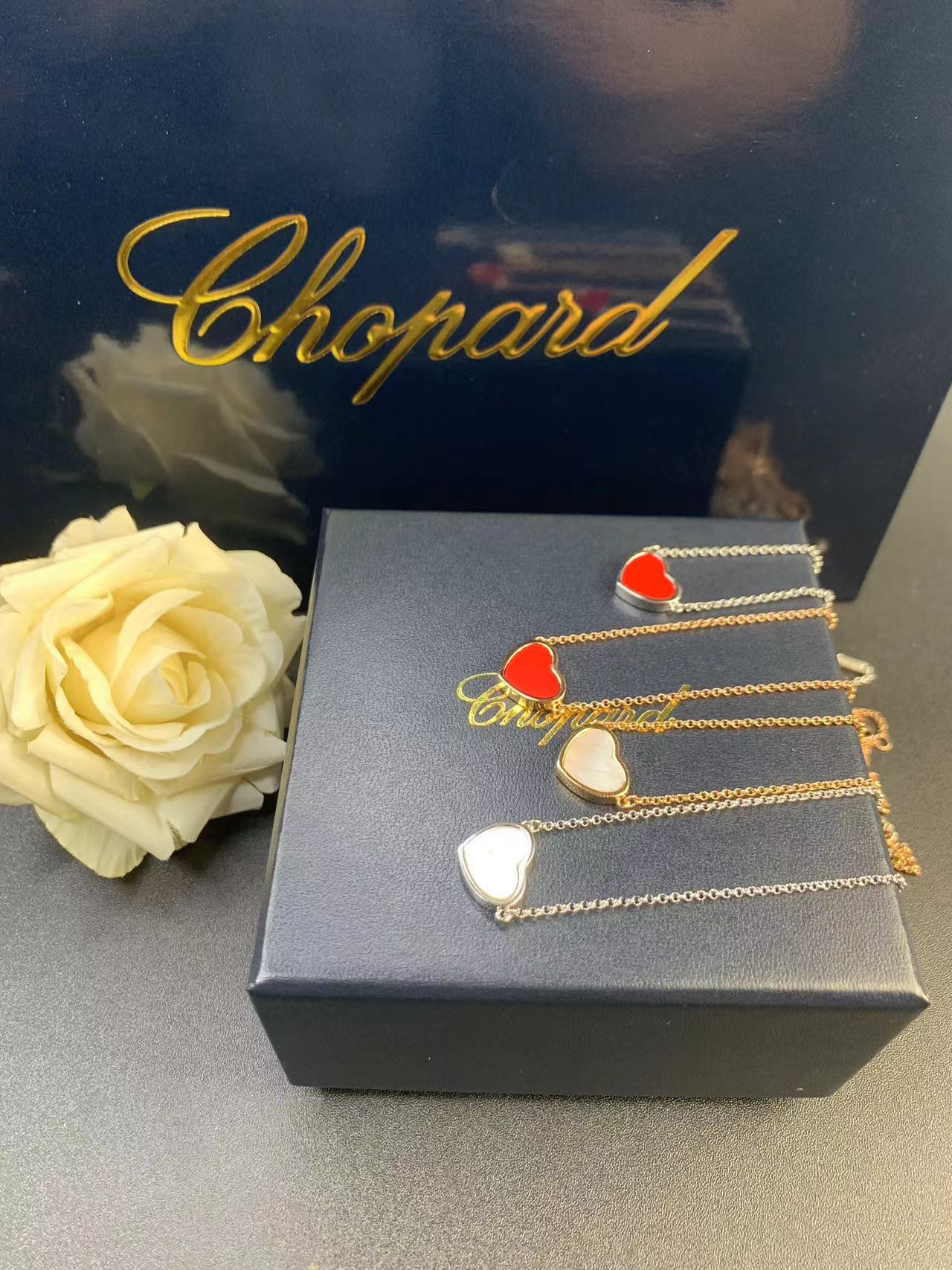 Chanel Necklace Diamond Rose Gold L