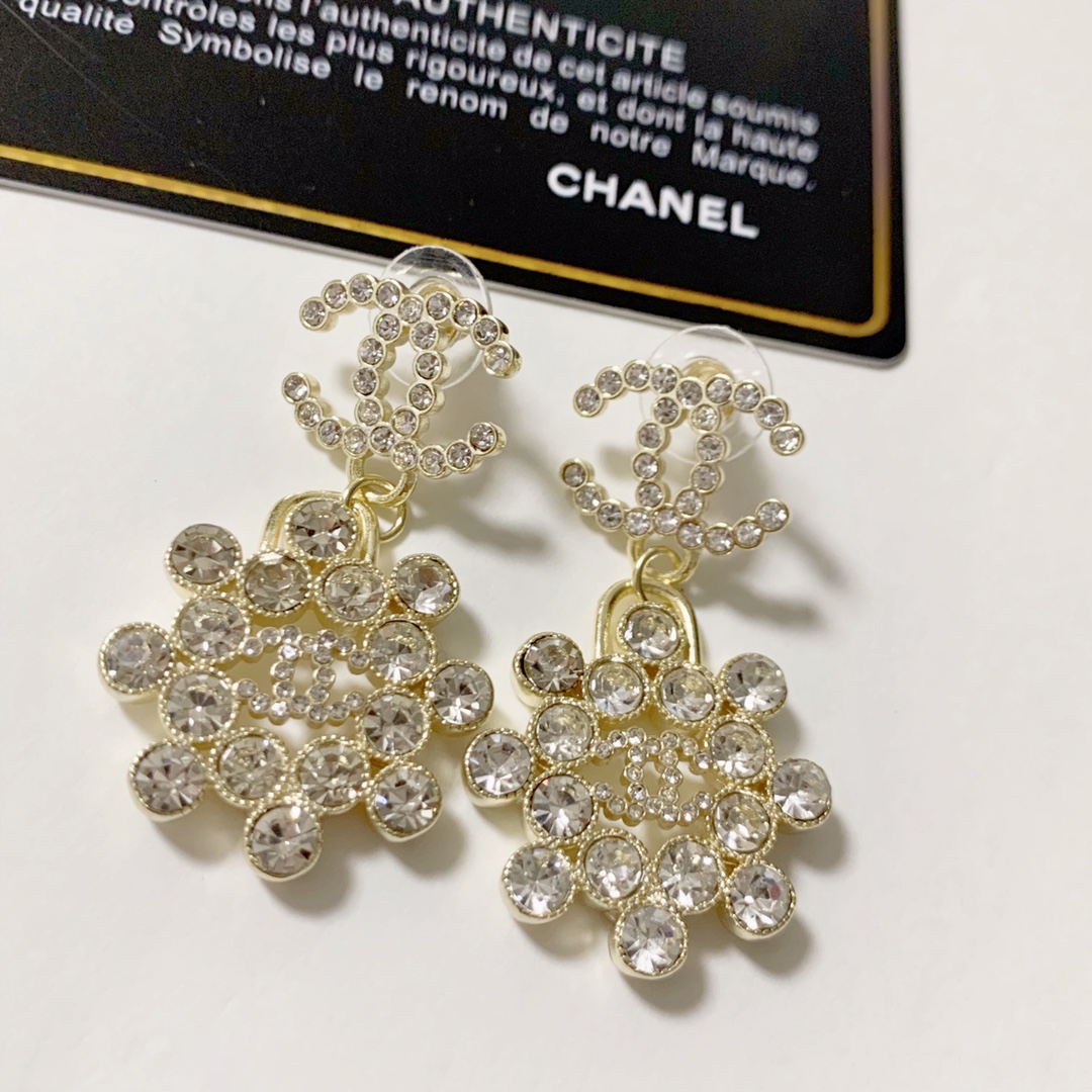 Chanel Earrings Silver S-l