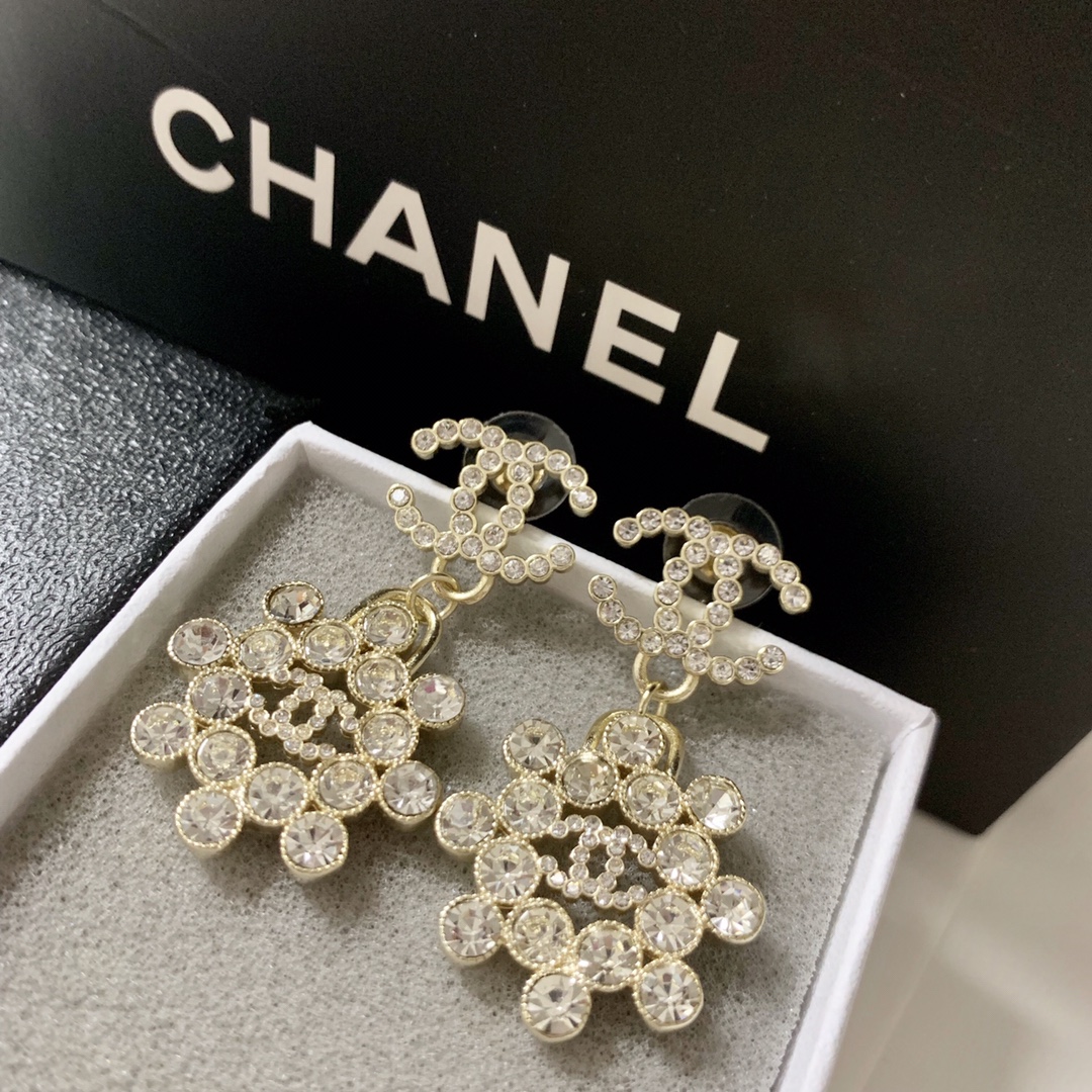 Chanel Earrings Silver S-l