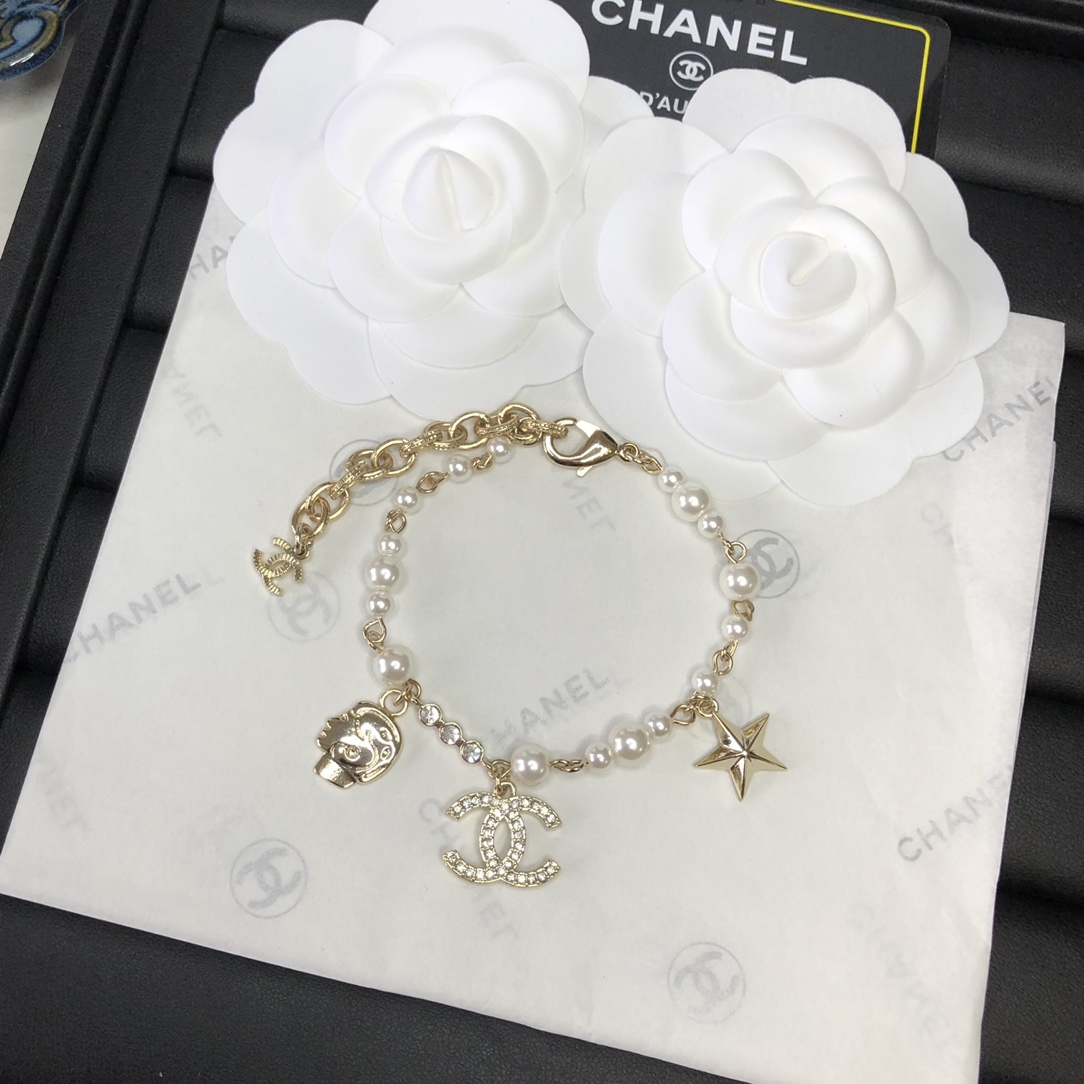 Chanel Bracelet Pearl