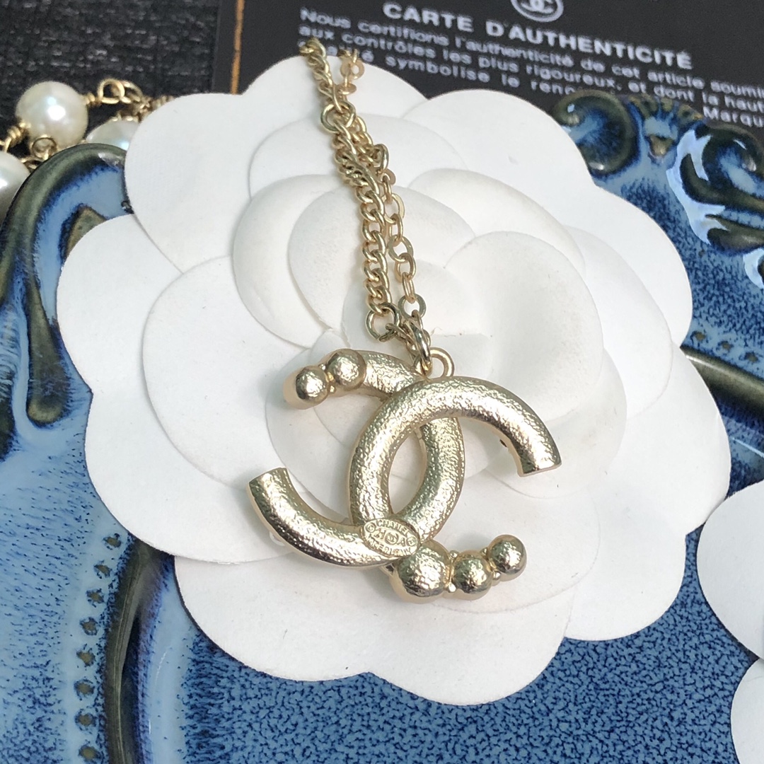 Chanel Necklace Pearl