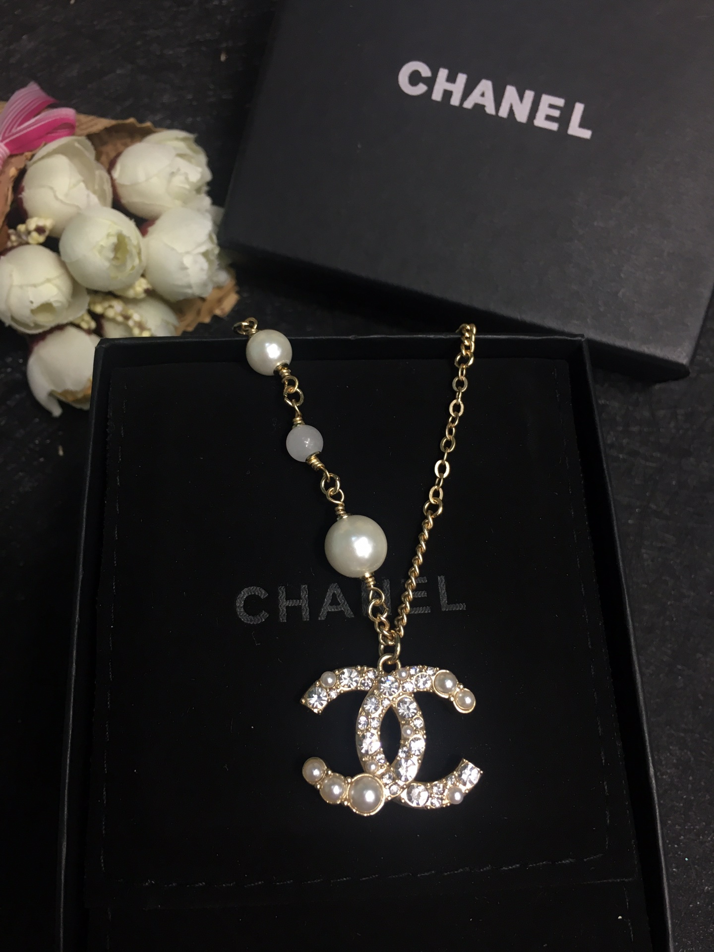 Chanel Necklace Pearl