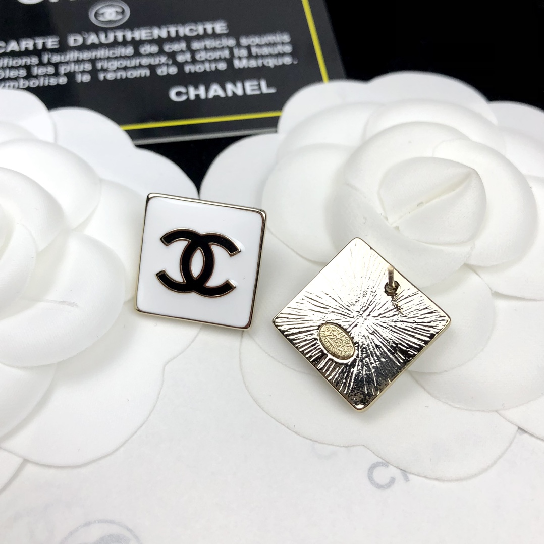Chanel Earrings White