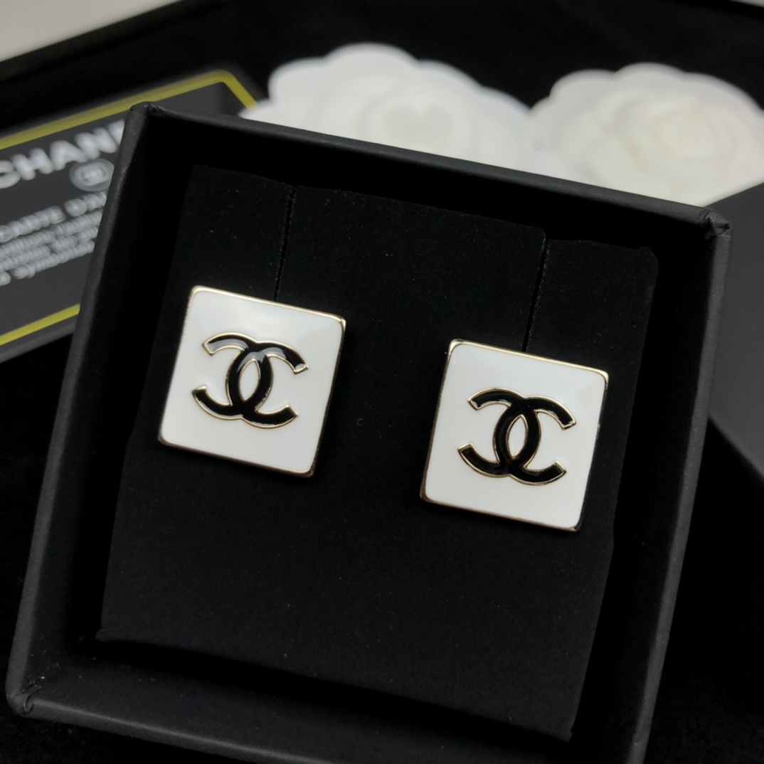 Chanel Earrings White