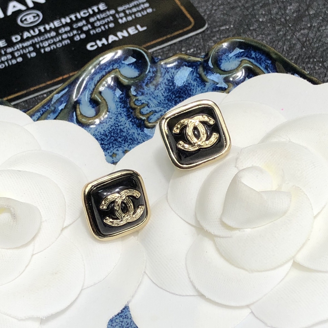 Chanel Earrings Black