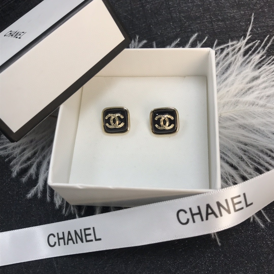 Chanel Earrings Black