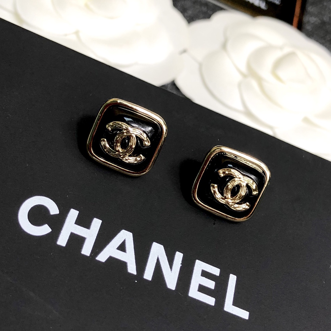 Chanel Earrings Black