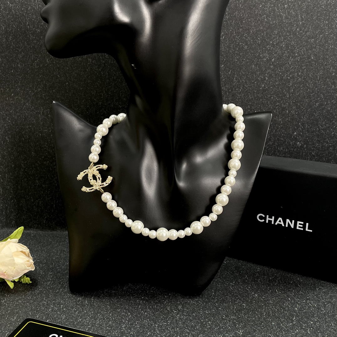 Chanel Necklace Pearl
