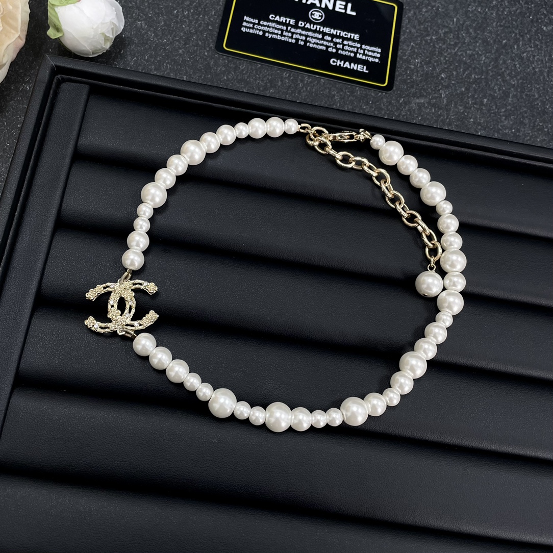 Chanel Necklace Pearl