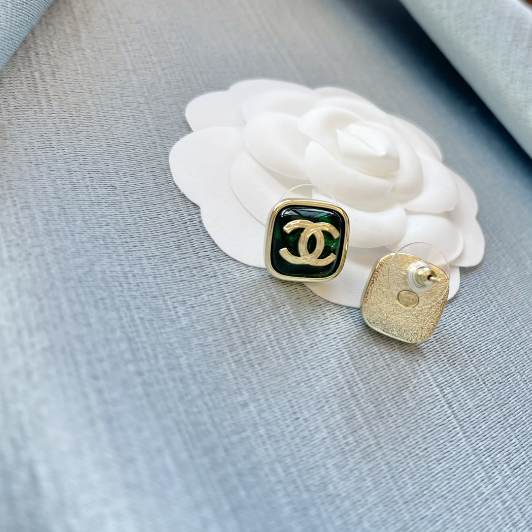 Chanel Earrings L