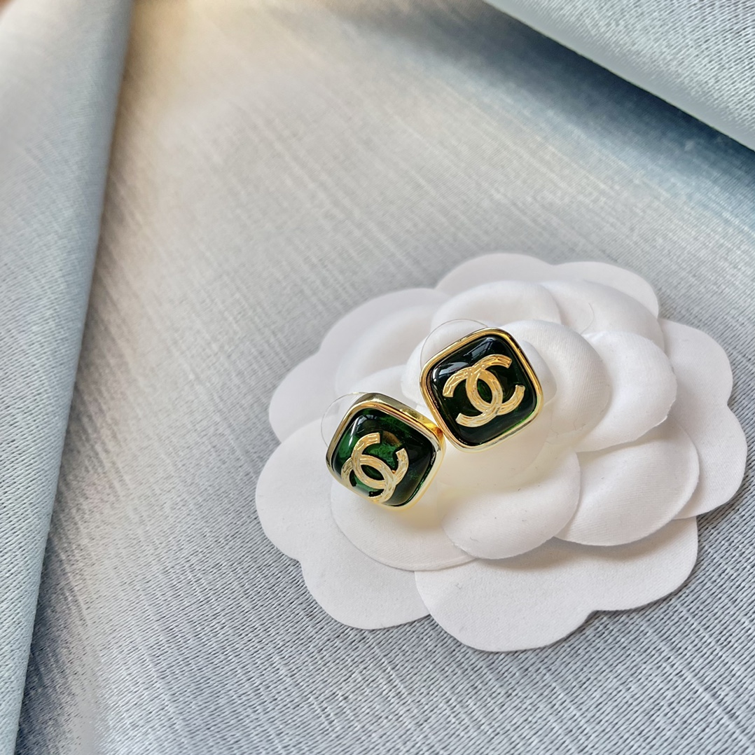 Chanel Earrings L