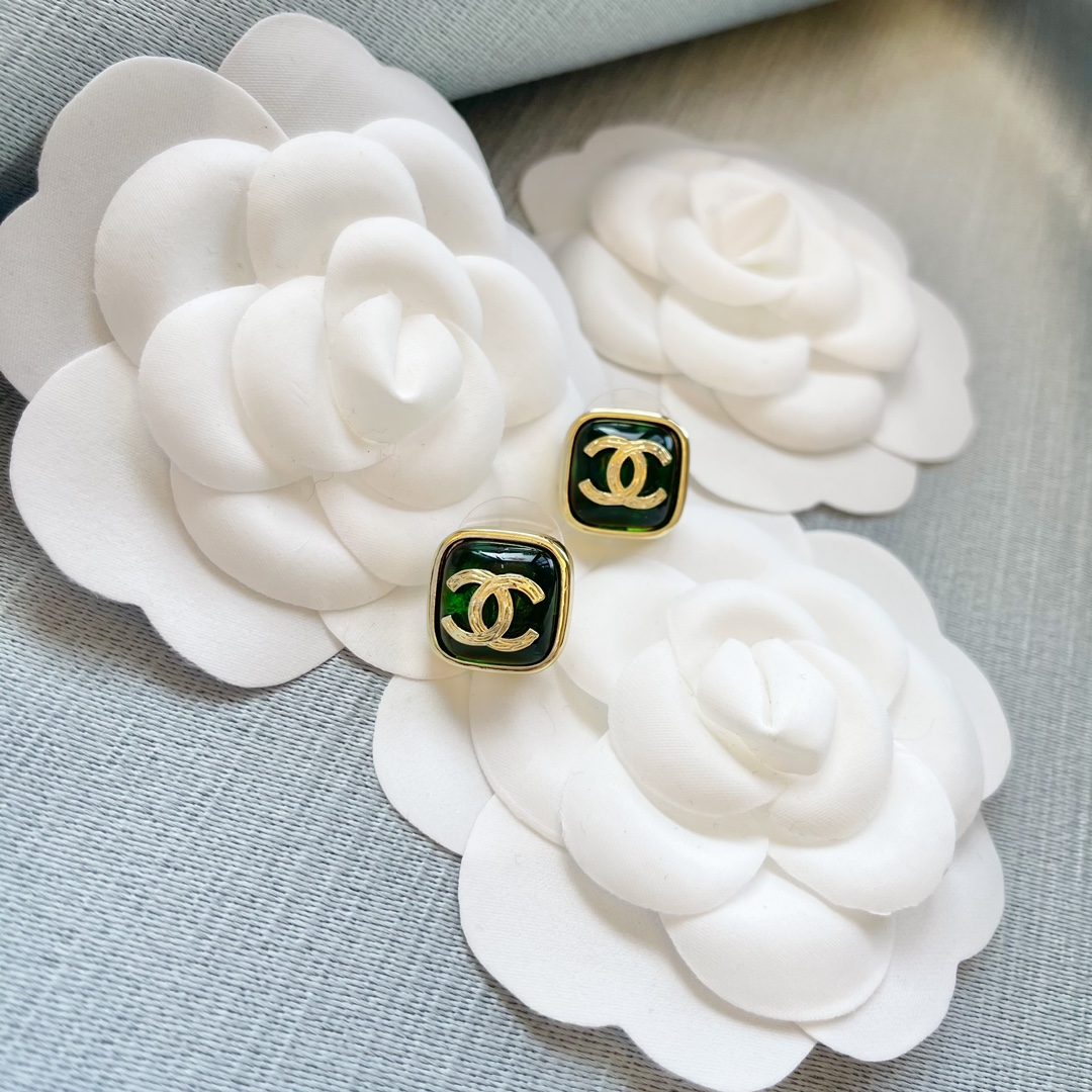 Chanel Earrings L
