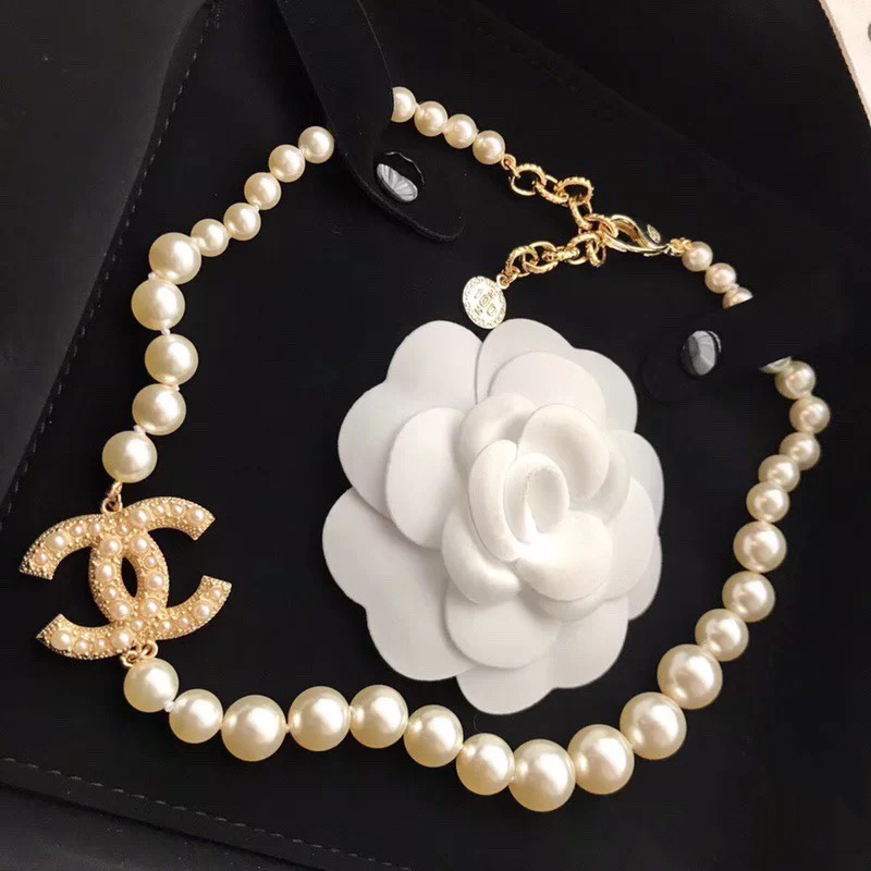 Chanel Necklace Pearl L