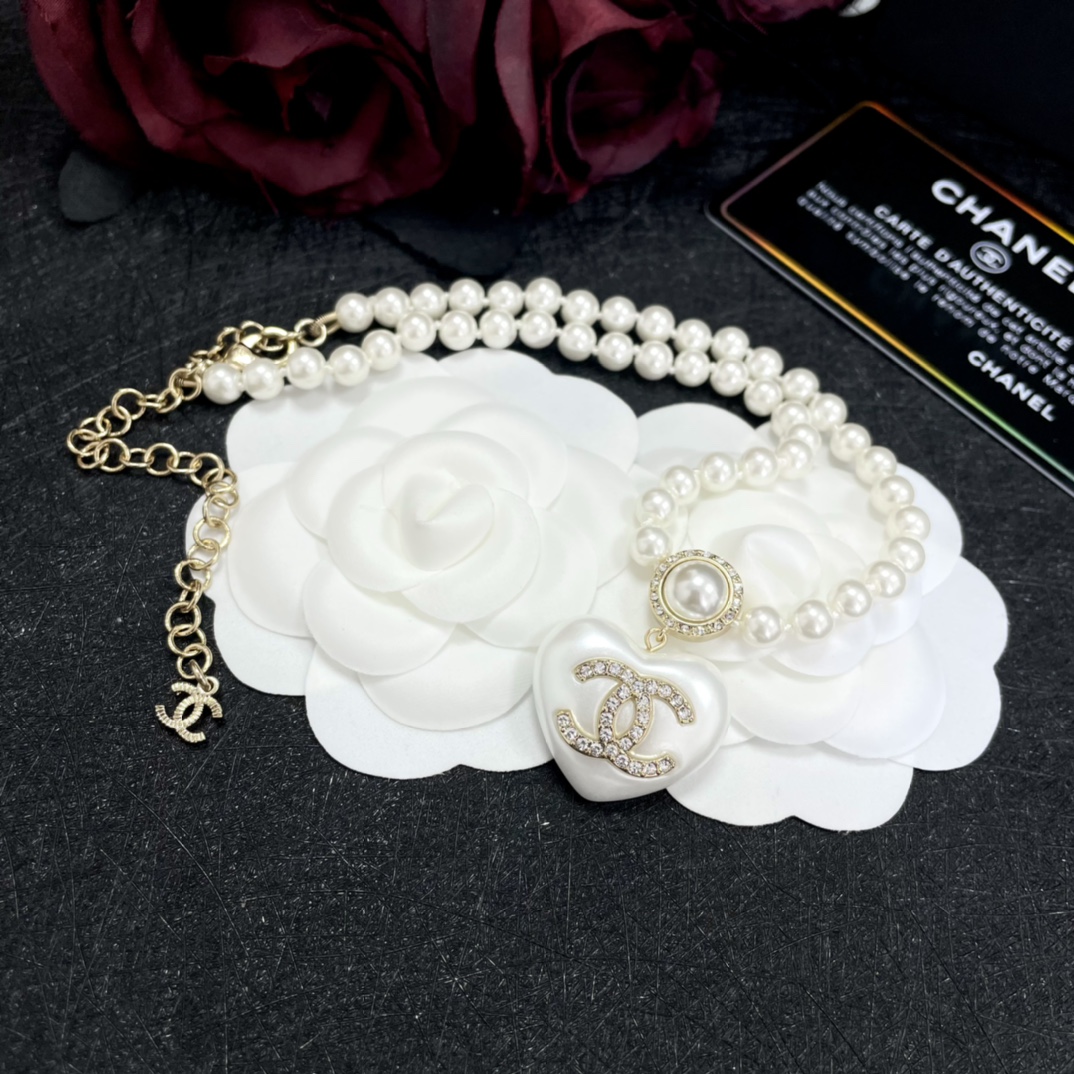 Chanel Necklace Pearl White