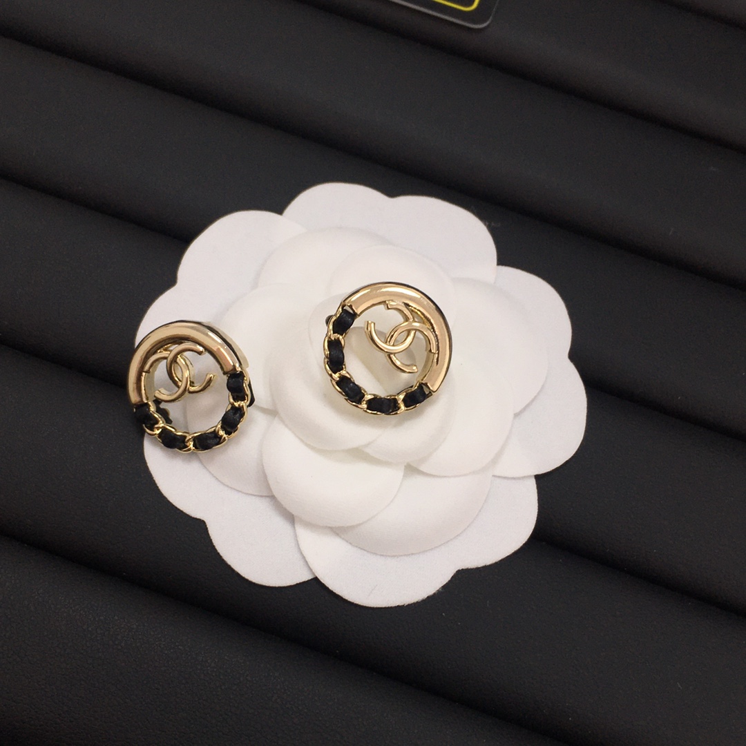 Chanel Earrings Black