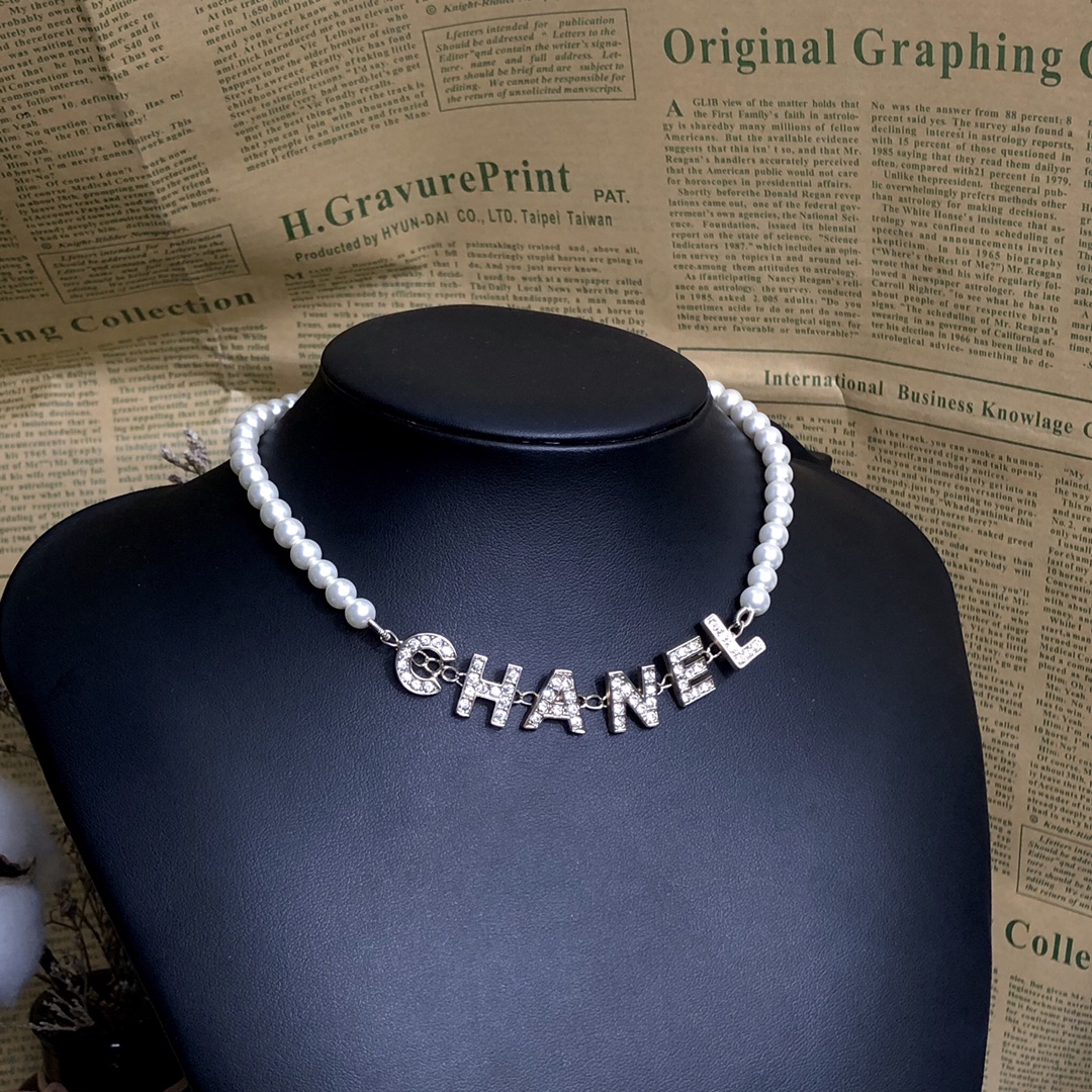 Chanel Necklace Pearl