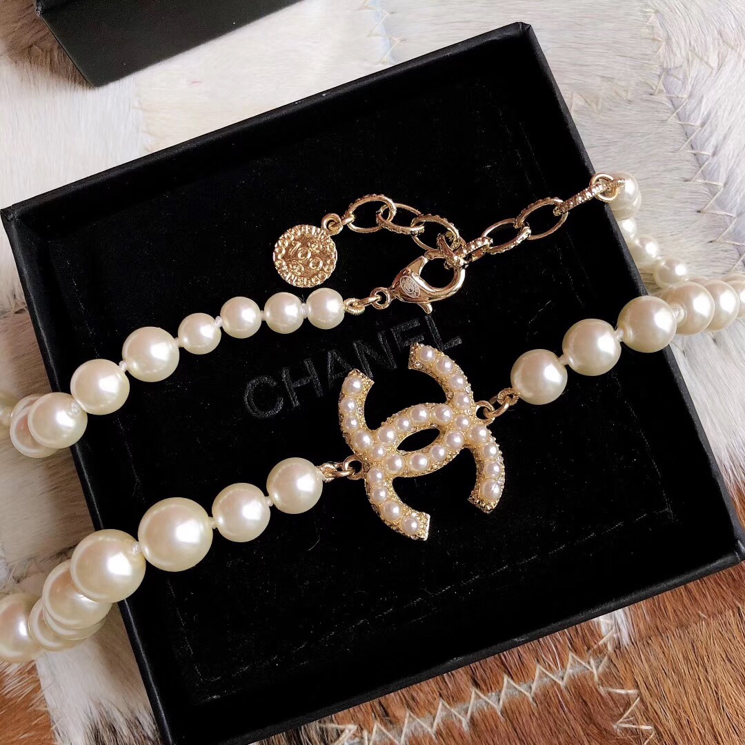 Chanel Necklace Pearl