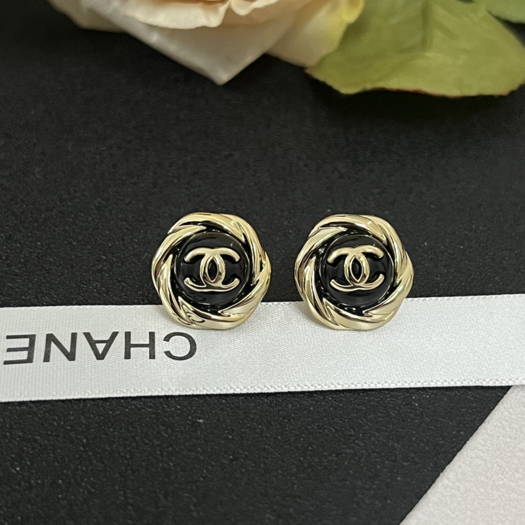 Chanel Earrings Black