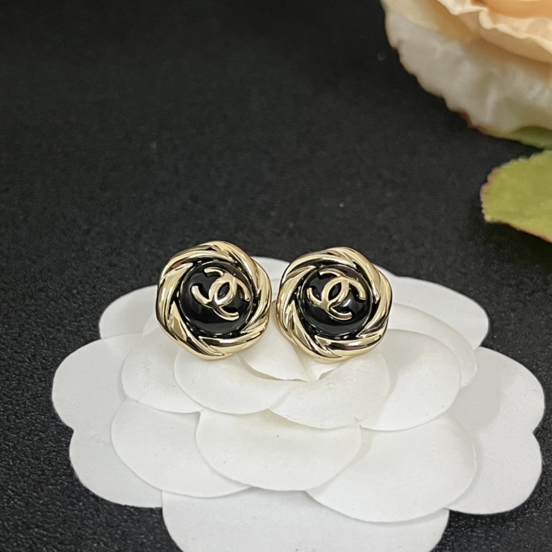 Chanel Earrings Black