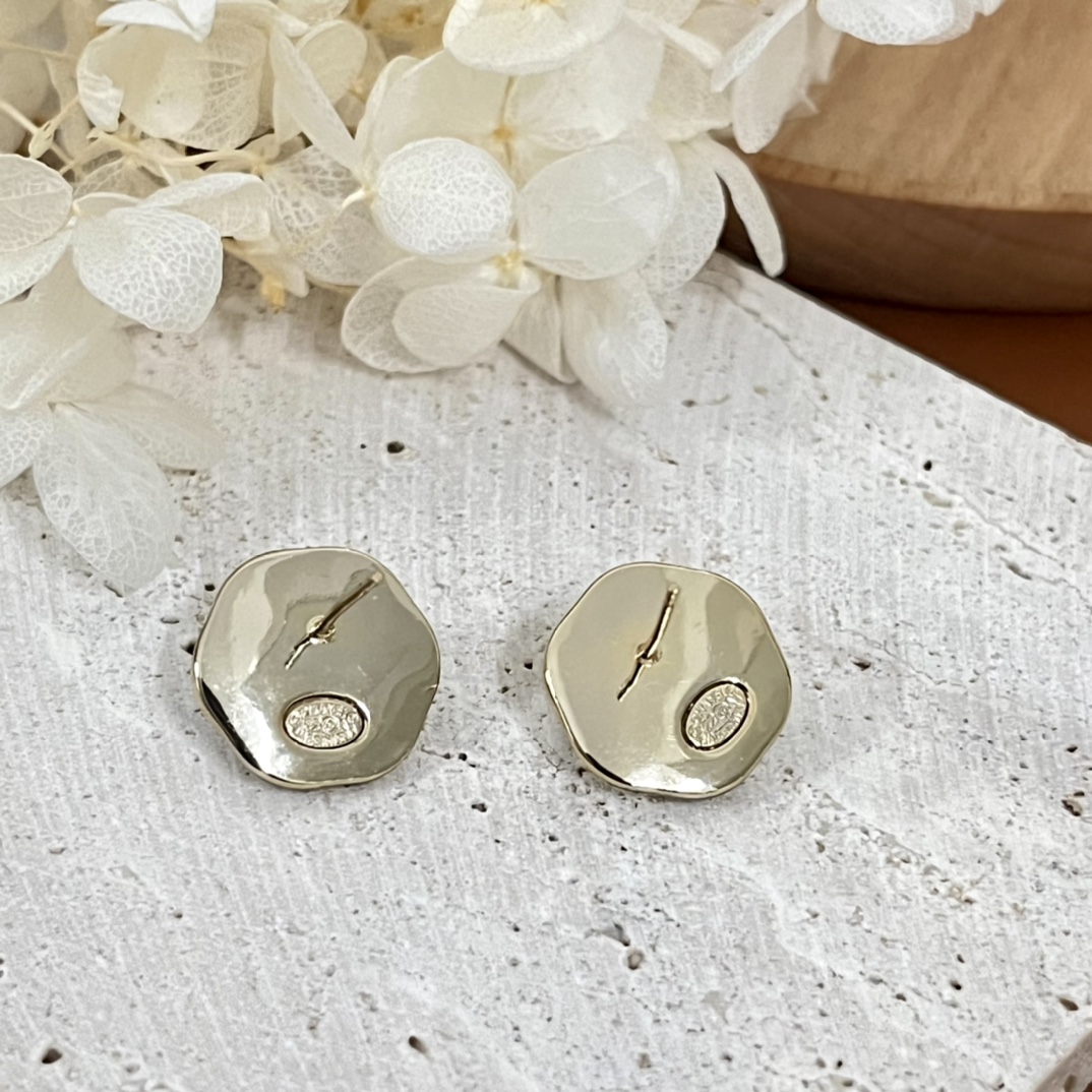 Chanel Earrings Black