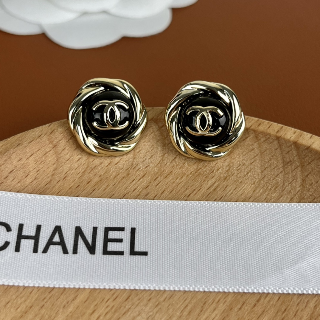 Chanel Earrings Black