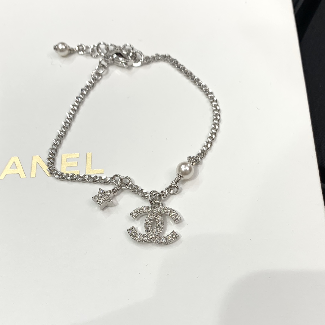Chanel Necklace L