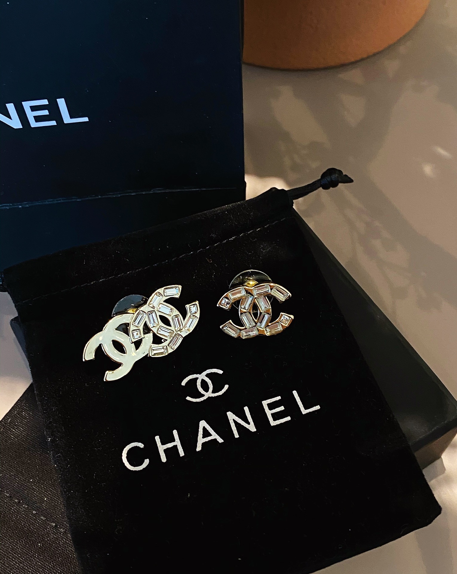 Chanel Earrings Inlaid