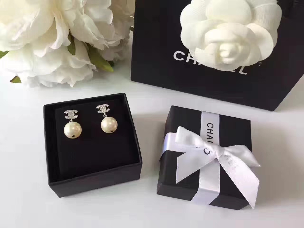 Chanel Basic Jewelry L