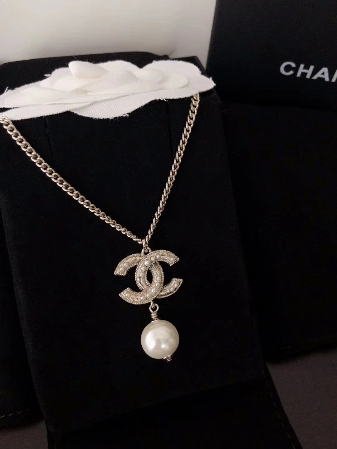 Chanel Necklace Pearl