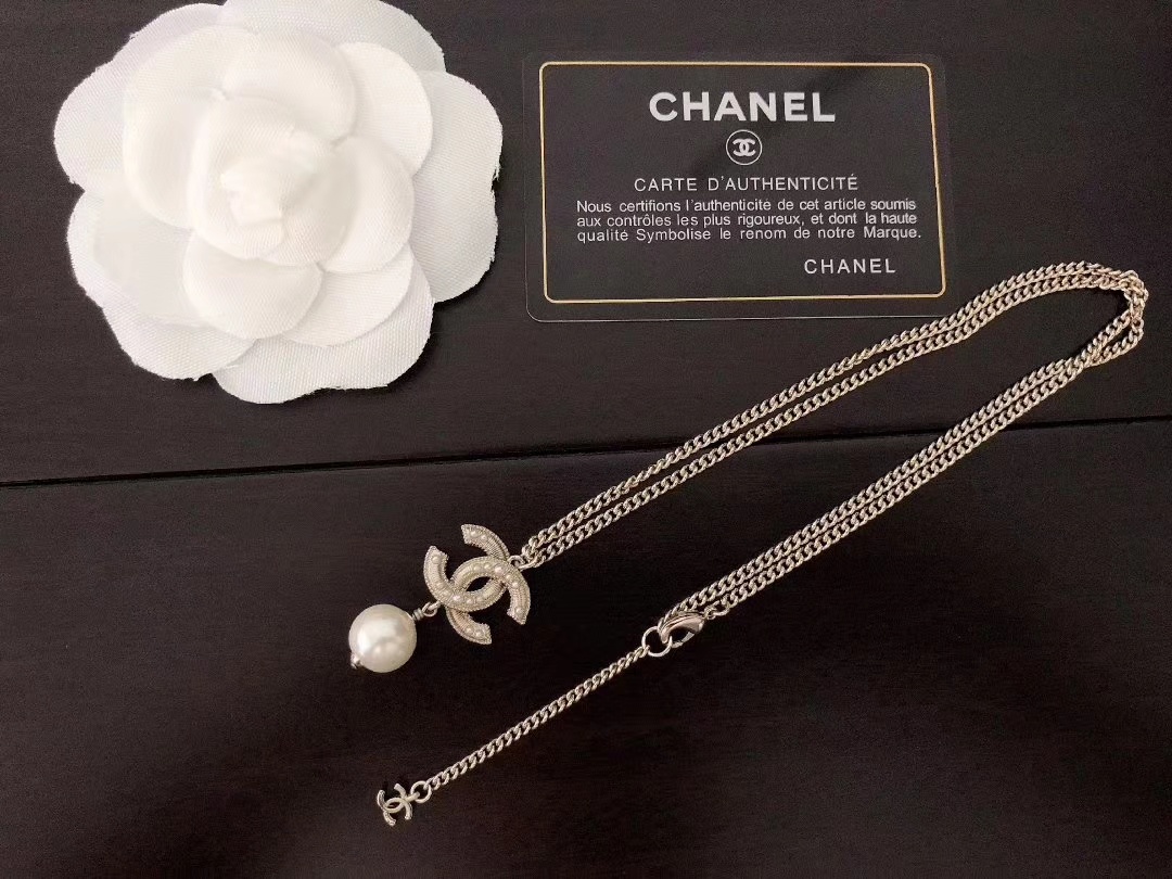 Chanel Necklace Pearl
