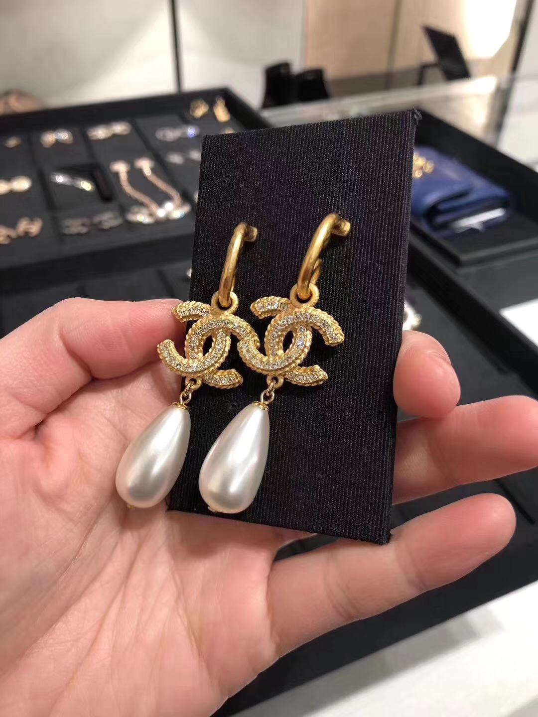 Chanel Earrings Pearl