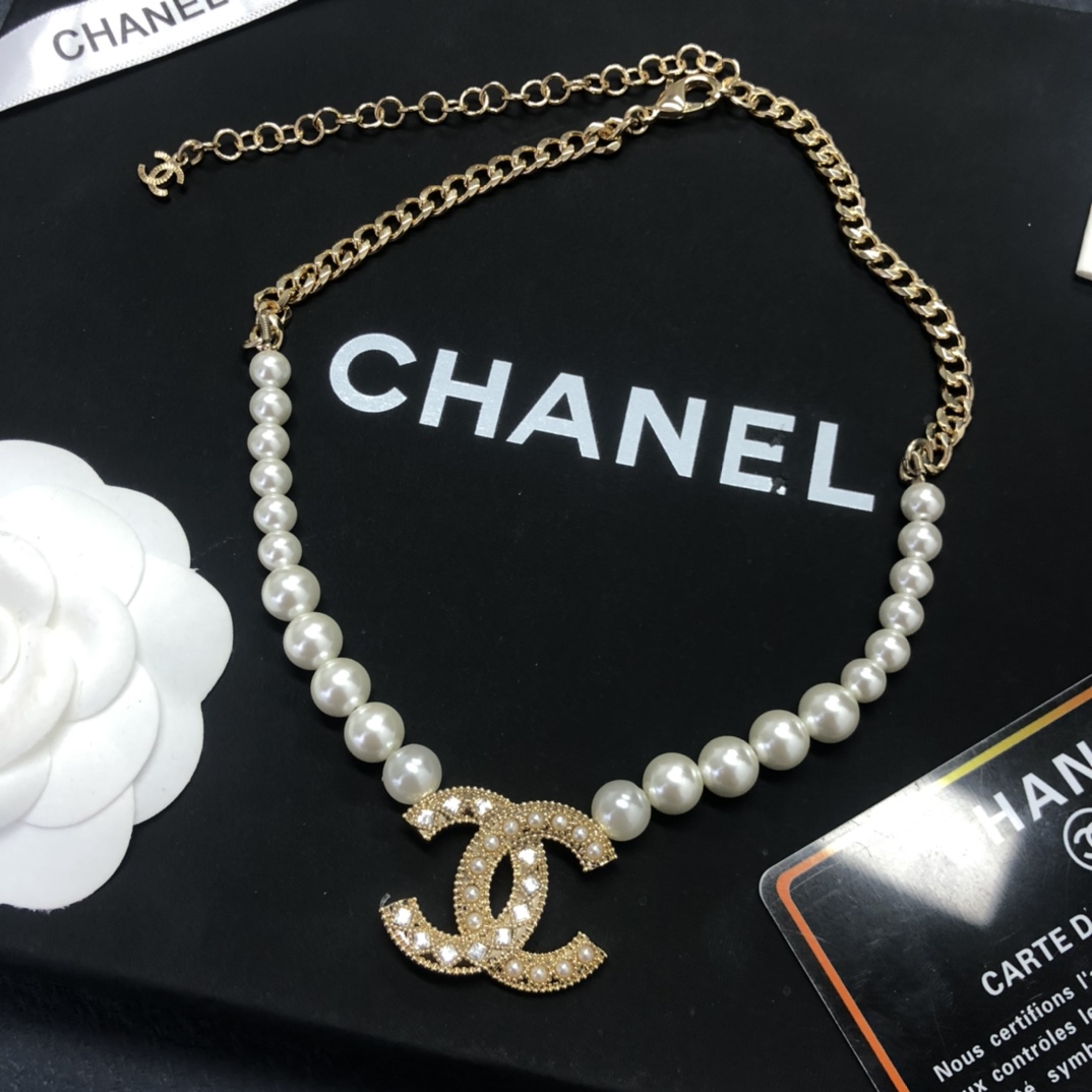 Chanel Necklace Pearl
