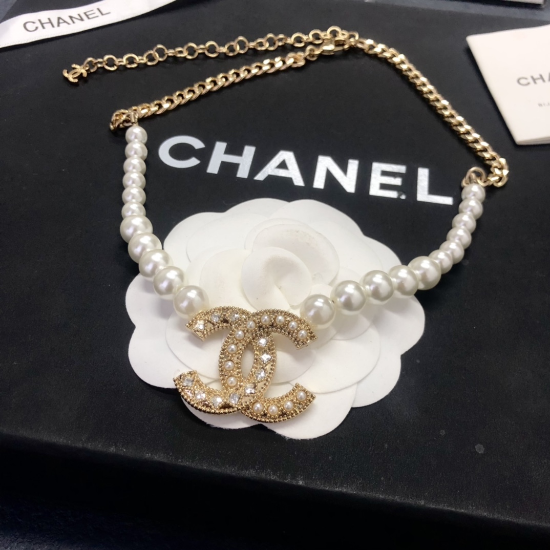 Chanel Necklace Pearl