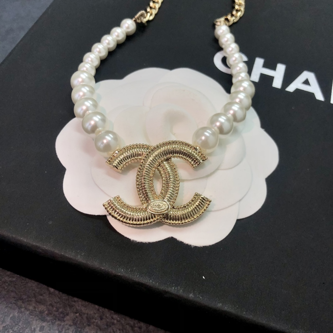 Chanel Necklace Pearl