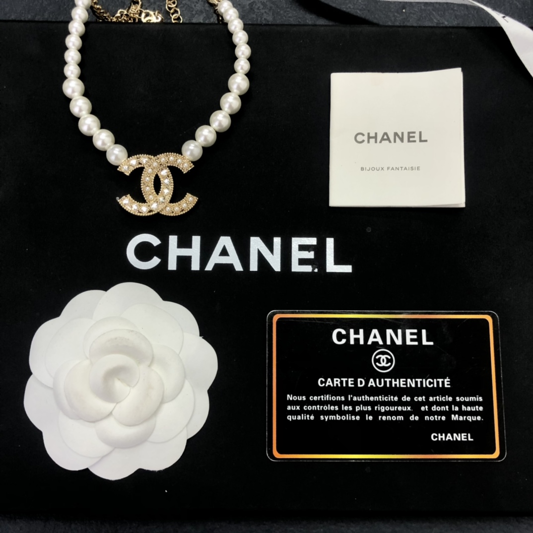 Chanel Necklace Pearl
