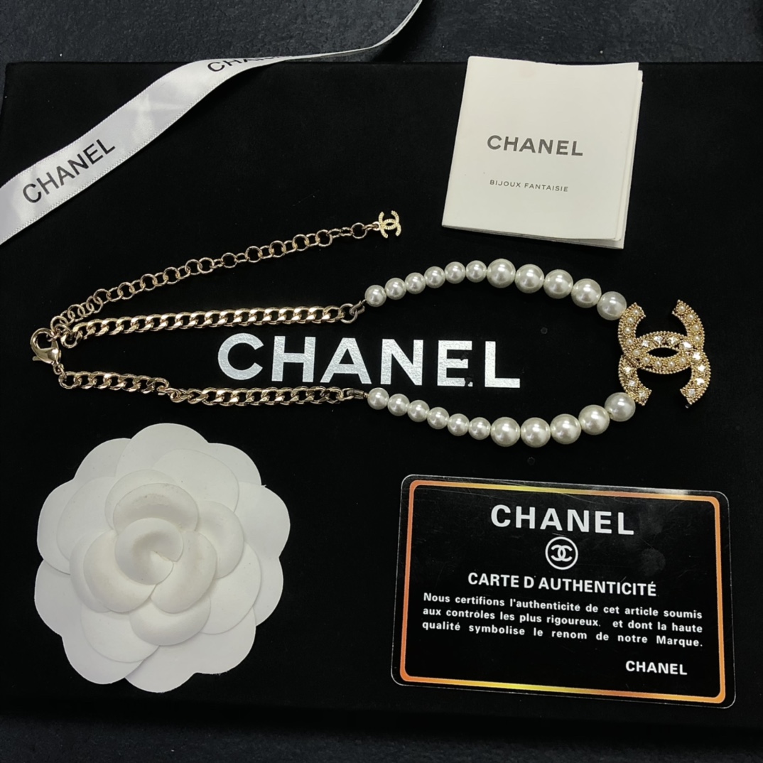 Chanel Necklace Pearl