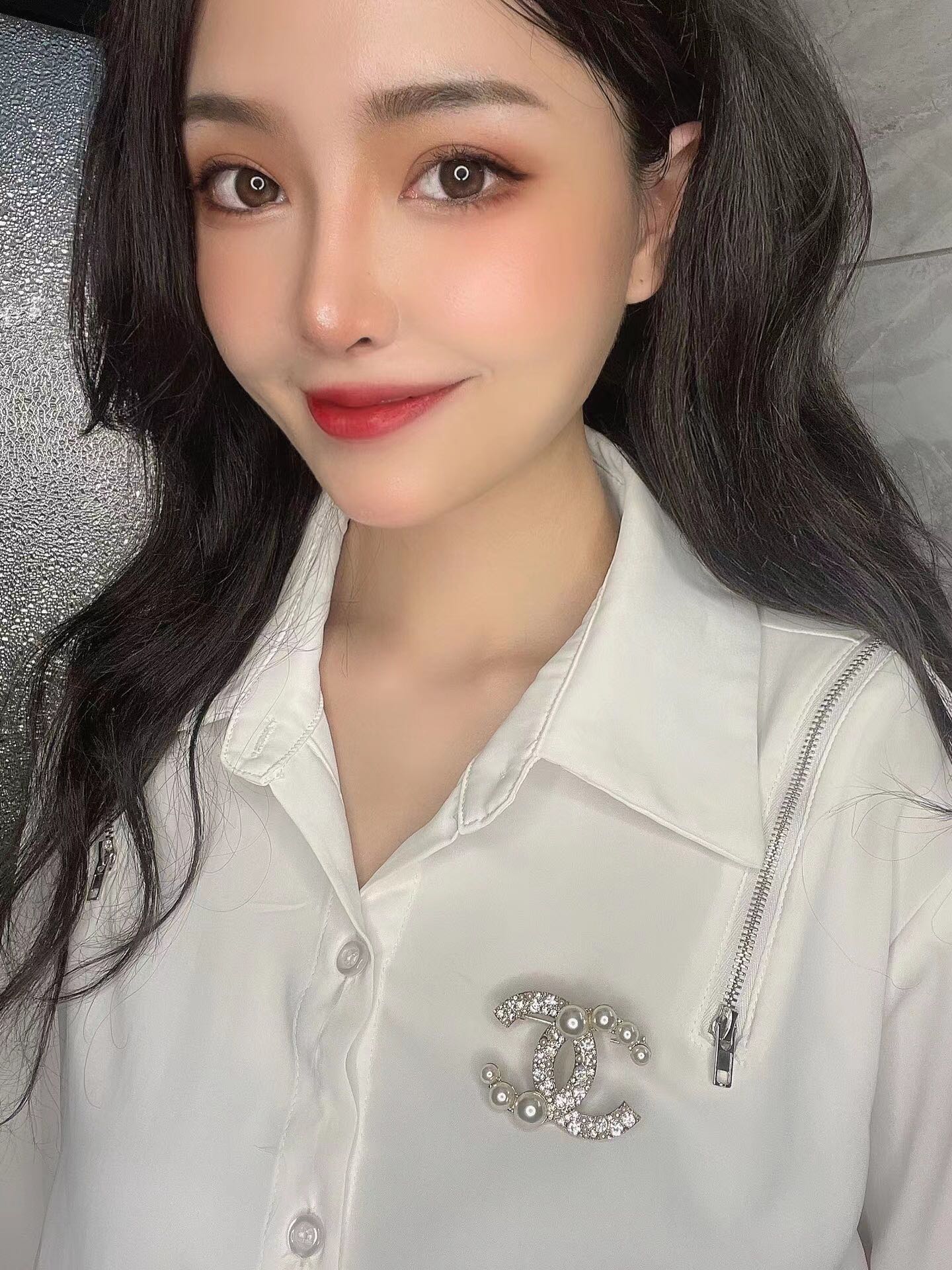 Chanel Brooch Pearl Inlaid