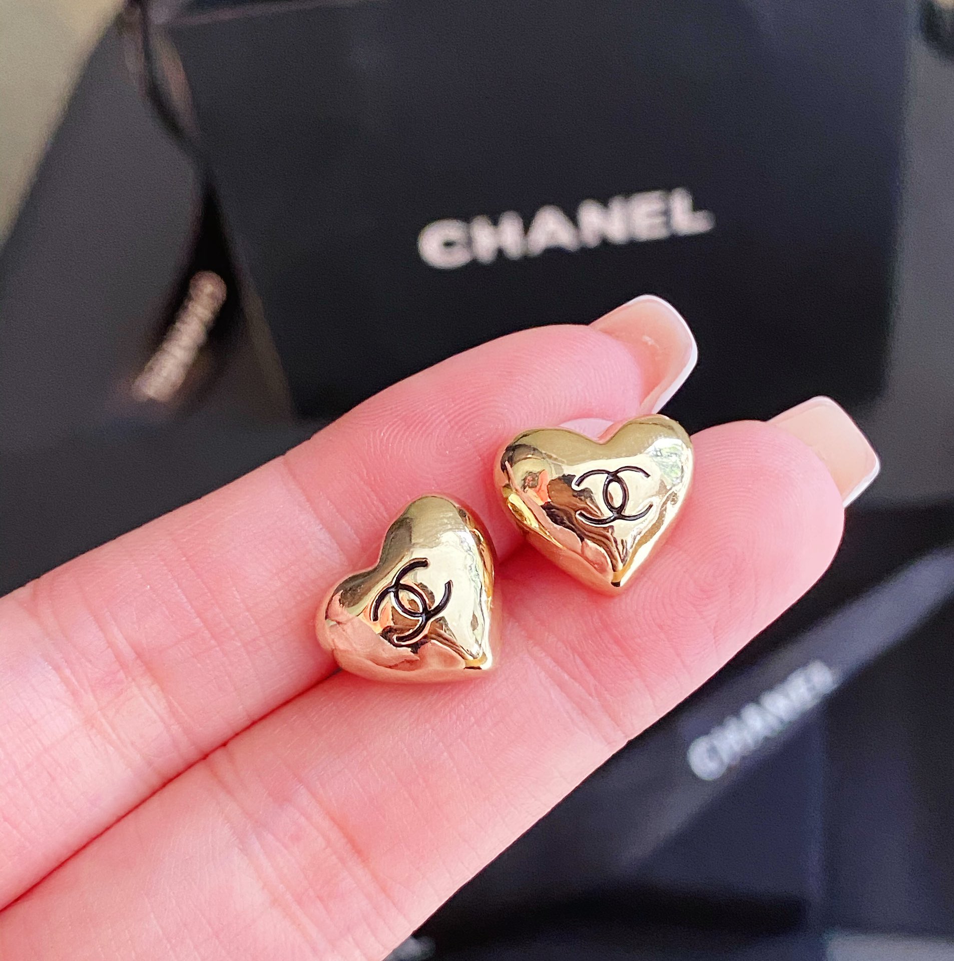 Chanel Earrings Gold