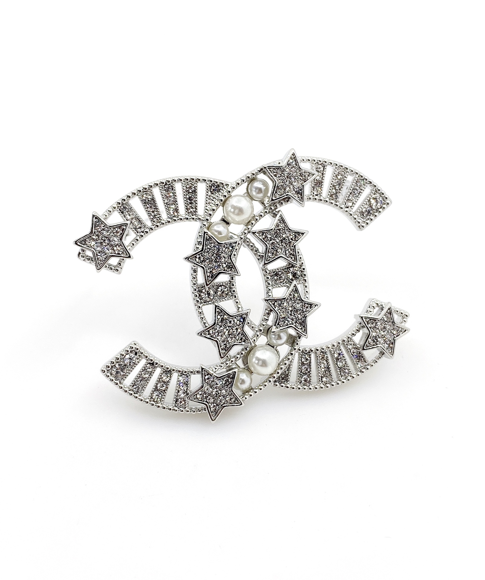 Chanel Brooch Pearl L