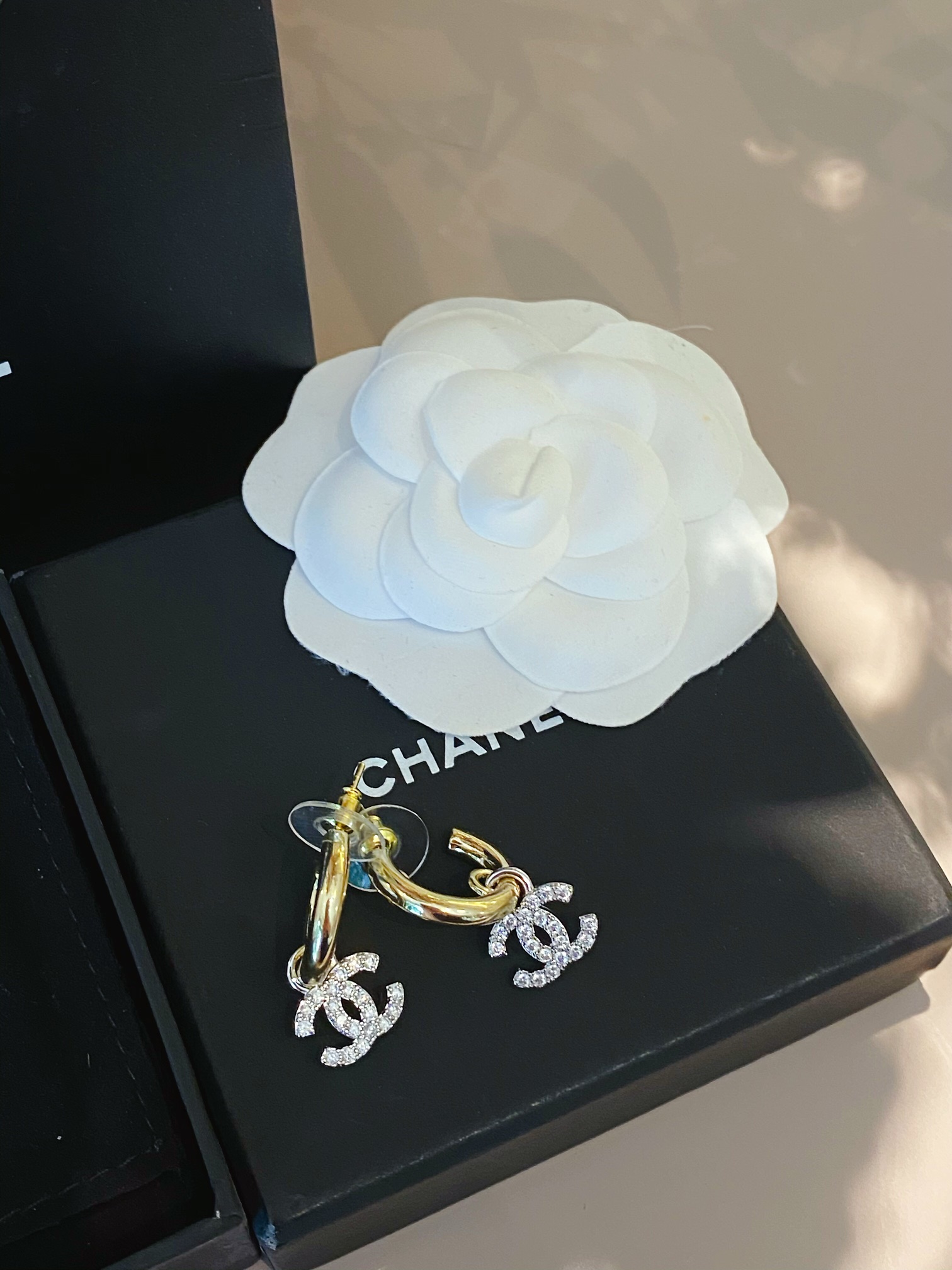 Chanel Earrings Gold
